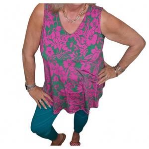 NEW DEAR SCARLETT think deep top in green/pink